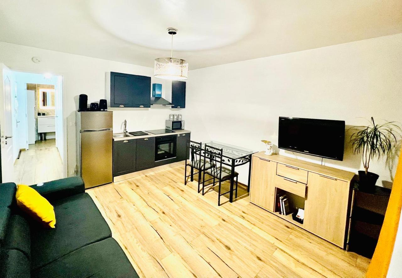 Appartement A 2 Minutes De Geneve - Annemasse Ambilly Ngoại thất bức ảnh